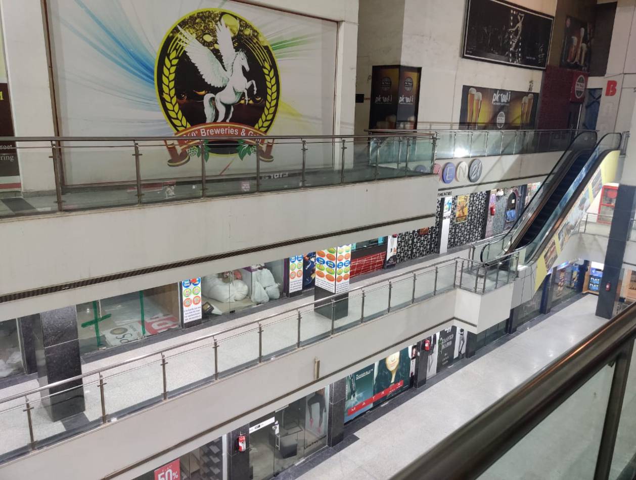 Skytech Mall — Showroom Zone